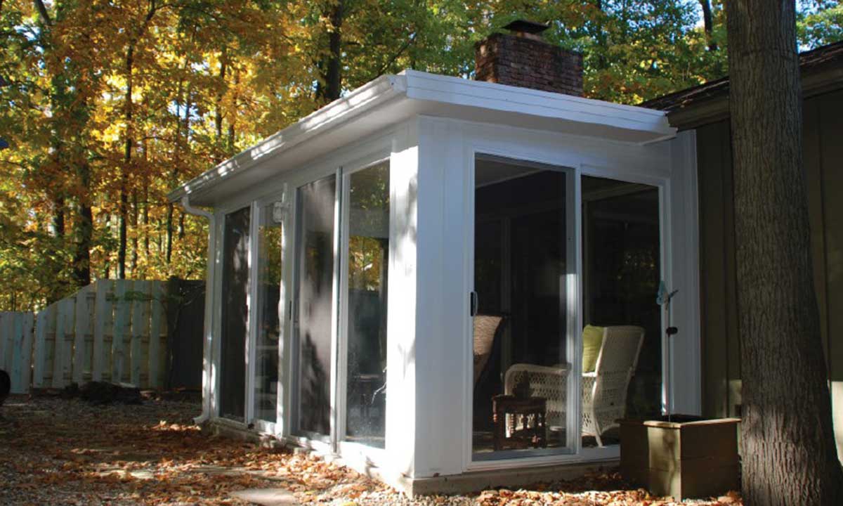 White sunroom in the fall